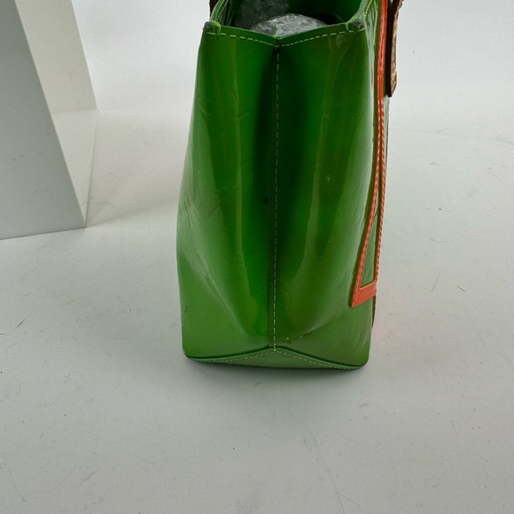 Louis Vuitton Vernis Collab/w Robert Wilson RARE Bright Green w/Orange PM Reade - Picture 4 of 9